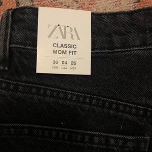 Zara - Classic Mom Fit jeans